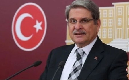 Aytun Çıray’dan Özgür Özel’e sert eleştiri:  Yavaş ve İmamoğlu'nu Erdoğan'ın önüne attı!