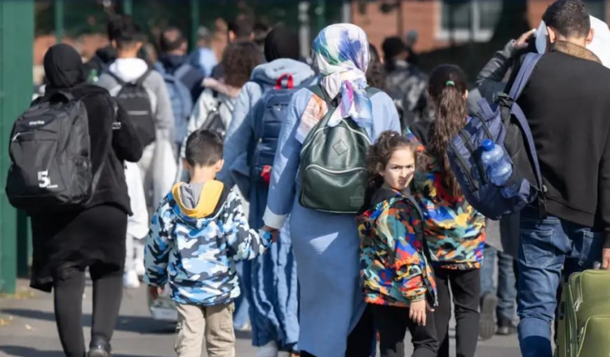 Almanya, Mülteci Yeniden Yerleştirme Programını Geçici Olarak Durdurdu