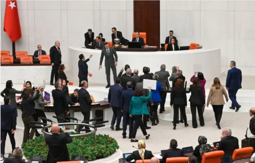 Meclis'te Can Atalay Gerilimi: AYM Kararı Okundu, Tutanaktan Silindi