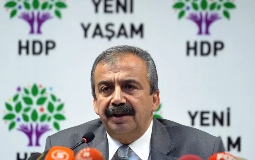 Sırrı Süreyya Önder’in Durumu Kritik: Hayati Tehlike Artıyor