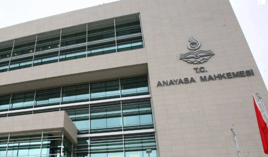 AİHM  Tahliye edilmeli dedi, mahkeme yargıladı ama serbest bırakmadı, AYM  ihlal yok dedi