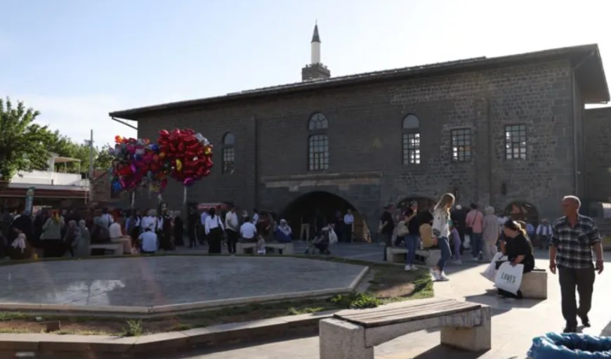 Kürt Halkı Barış Sürecine Temkinli Ama Umutla Yaklaşıyor