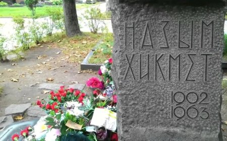 Mavi Gözlü Dev Nazım Hikmet’in Fırtınalı Hayatı