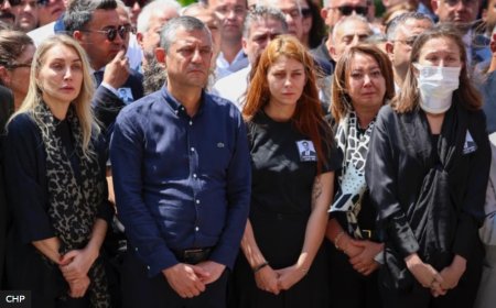 Manisa Büyükşehir Belediye Başkanı Ferdi Zeyrek'e Duygusal Veda