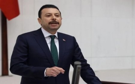 TİS Krizi CHP’yi Karıştırdı, AK Parti’den Tepki Gecikmedi