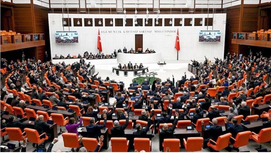 10. Yargı Paketi Meclis’ten Geçti: 8 Madde Çıkarıldı, Siyasi Gerginlik Yükseldi