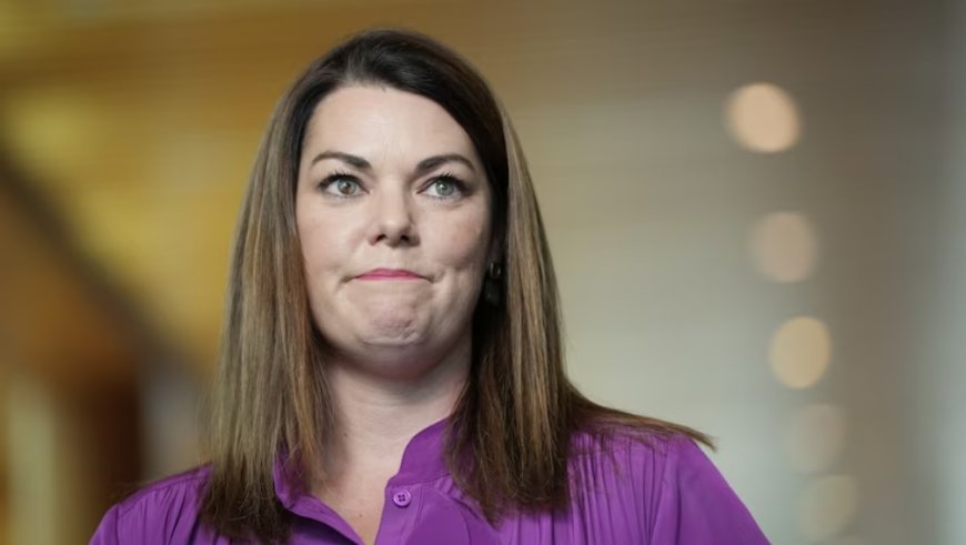 Dorinda Cox'un Parti Değişikliği Siyasi Krize Dönüştü