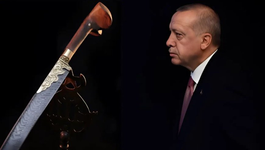 Erdoğan Yatağanı Çekti: Rus Basını Türkiye'deki Gelişmeleri  Savaş Hazırlığı Olarak Yorumladı