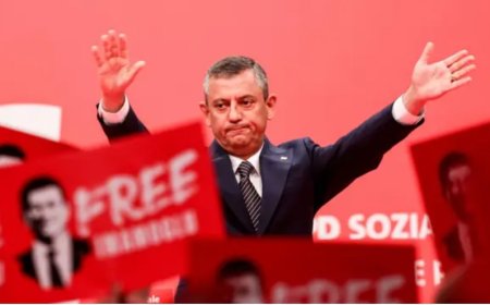 CHP Yönetimi  Açılım Komisyonu Kararıyla Hedefte: Taban ve Medyadan Sert Eleştiriler