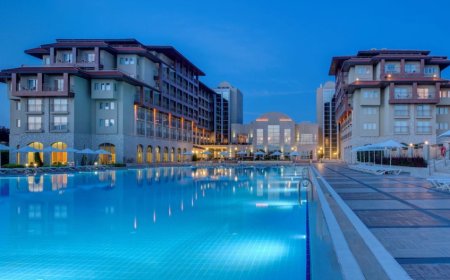 Lüks Otel Zinciri Radisson Blu'da  Fiyat ve Hizmet Şikayetleri Artıyor: Fahiş Fiyatlar, İade Sorunları ve Ek Ücret Şokları