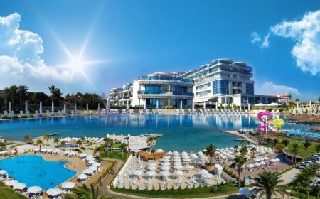 Çeşme Ilıca Otel'de Tatil Kâbusu: Müşteriler  Enfeksiyon Kapıp Hastanelik Olduk  Diye Şikayet Etti