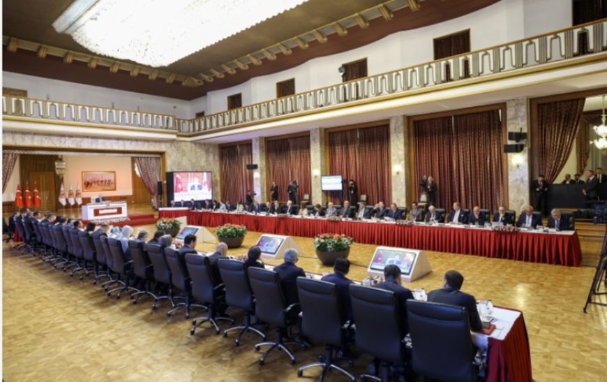 Yıldıray Çiçek’ten  hafıza  polemiği: İttifak tartışması, DEM’in yalanlama çıkışı ve Komisyonun çizgisi