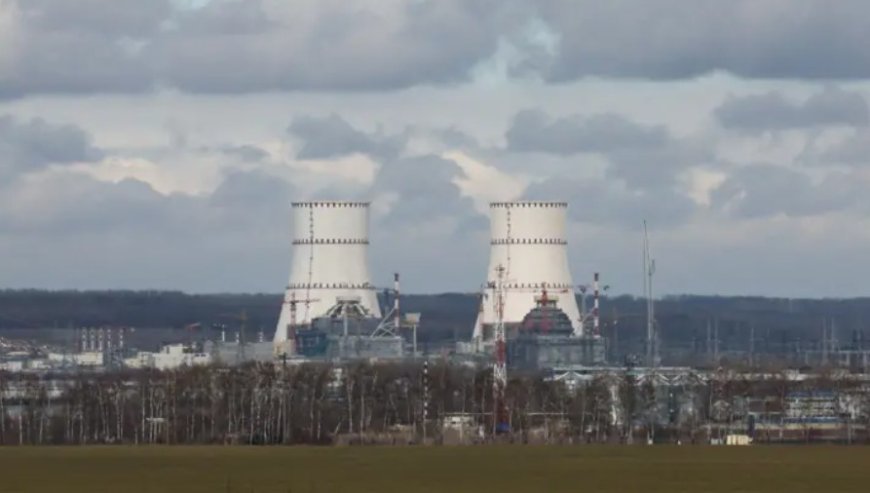 Ukrayna Bağımsızlık Günü'nü Kutluyor: Kiev'e Destek Yağarken, Moskova'dan 'Nükleer Santral Saldırısı' Suçlaması Geldi