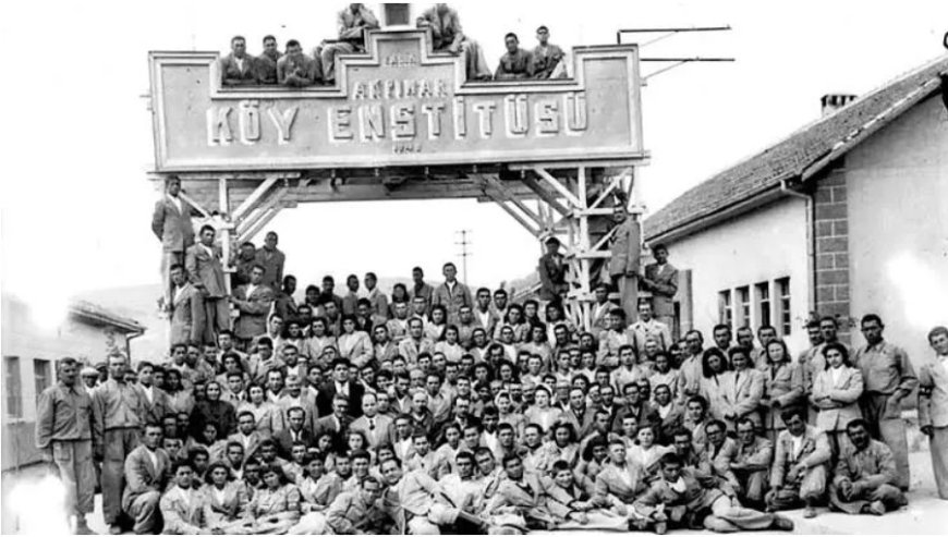 Köy Enstitülerinde Tarih Dersleri: Coşku, Anılar ve Ulusal Duygunun İnşası