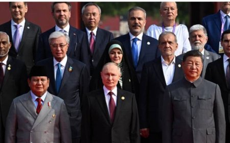 Çin’deki askerî geçit törenine Türkiye’den ilk bakan düzeyi katılım: Fidan ve Bayraktar protokolde