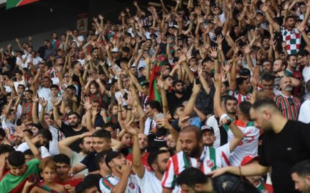 Kaf-Kaf’ta büyük buluşma: Karşıyaka 5 ay sonra taraftarına kavuşuyor