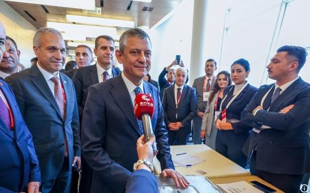 CHP’de güven tazeleme: Özgür Özel olağanüstü kurultayda yeniden genel başkan