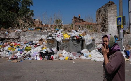 İzmir’de çöp krizi derinleşiyor: 3 ilçe belediyesine müfettiş soruşturması
