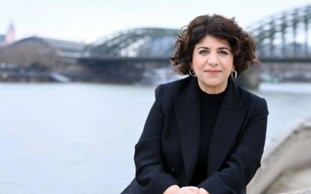 Berîvan Aymaz'ın Siyasi Yükselişi: Köln'ün Belediye Başkanlığı Koltuğuna Giden Zorlu Yol