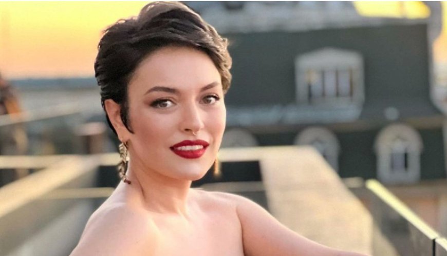 Ezgi Mola: Çocuk yaşta başlayan sahne merakı, ekranda kalıcı bir başarıya dönüştü