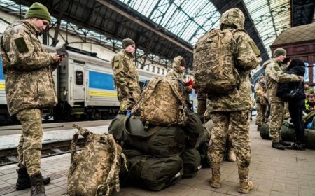 Рада: Щомісяця до війська прибуває до 30 тисяч громадян України
