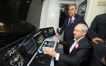 İzmir’de CHP: Güç savaşı mı, yön arayışı mı?