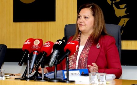 Gazi Meclis’te Teröristbaşı İçin Slogan Kabul Edilemez