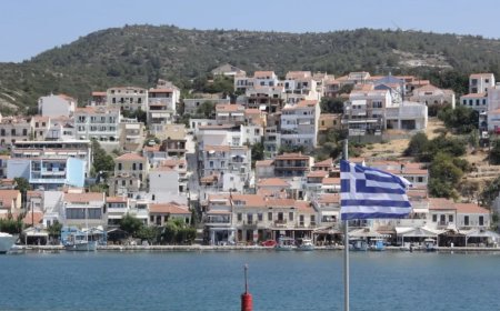 Samos’a Türk Akını 100 Bini Aştı: Hızlı Vize ve Kur Farkı Etkisi