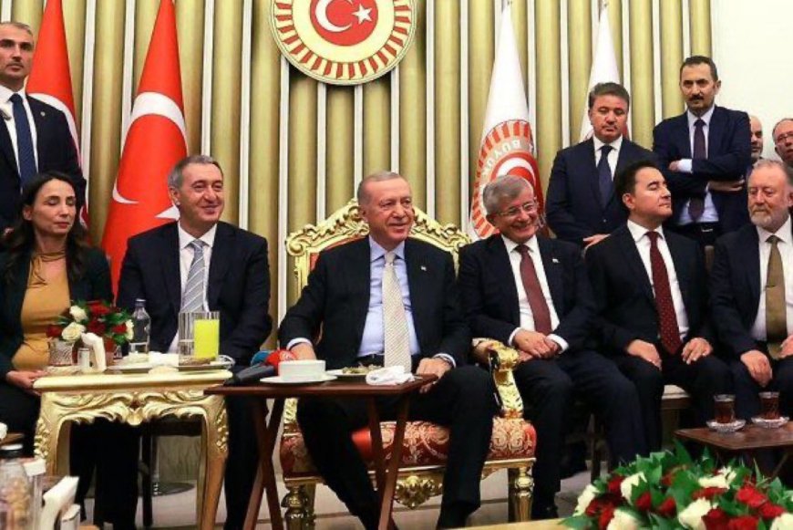 Meclis açılışında yeni denge arayışı: Erdoğan, DEVA ve Gelecek’le verdiği kareyle mesaj mı verdi?