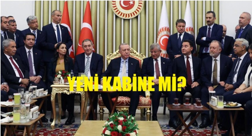 Resepsiyon kareleri siyaseti ısıttı: Seçim kabinesi iddiası, Fidan tartışması ve yeni denklemler