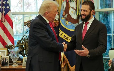 Trump, Suriye Lideri Şara’yı Beyaz Saray’da Ağırladı: Sürpriz IŞİD Koalisyonu Daveti