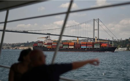 Türk Bayraklı Tanker Ukrayna’da Drone Saldırısıyla Vuruldu: Gemi Alev Aldı