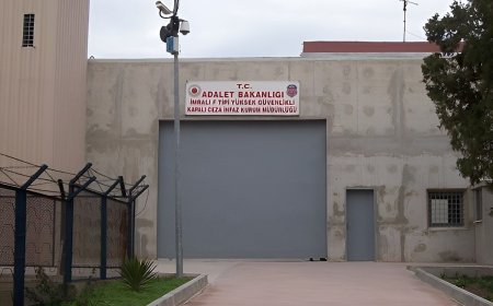 TBMM Komisyonu'ndan tarihi İmralı kararı: Heyet netleşti, CHP salonu terk etti