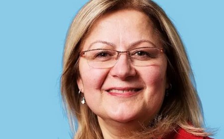 Sultan Günal-Gezer: Hollanda'da kadın askerlerin hakları için mücadele eden siyasetçi