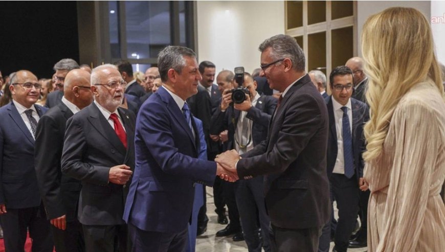 CHP Lideri Özel, KKTC’nin 42. Yıl Resepsiyonunda: Siyasi İlgili Yoğun