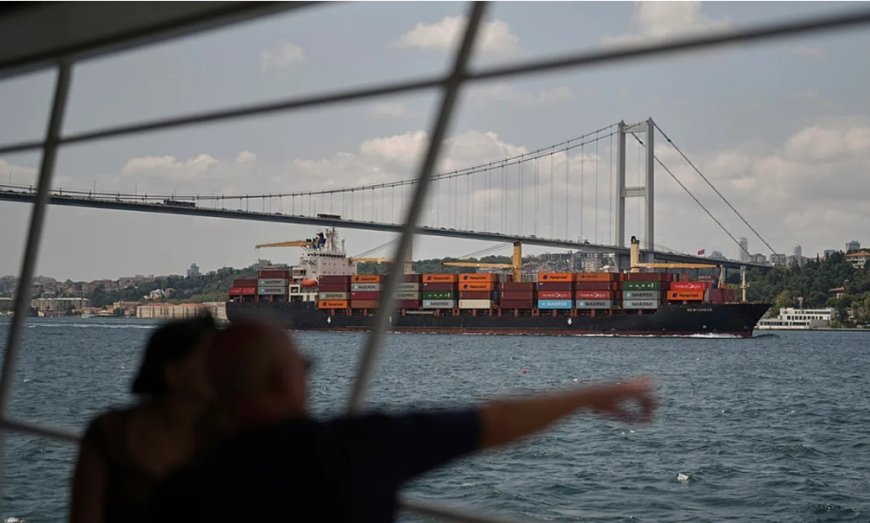 Türk Bayraklı Tanker Ukrayna’da Drone Saldırısıyla Vuruldu: Gemi Alev Aldı