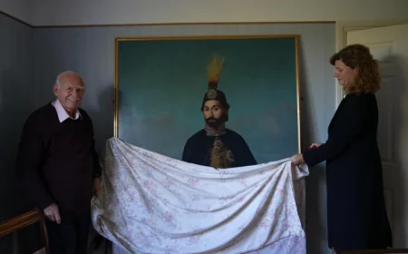 Osmanlı hanedanı modern dünyada varlığını nasıl sürdürüyor?