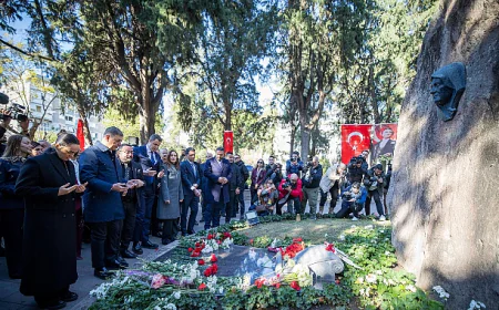 Zübeyde Hanım vefatının 103. yılında Karşıyaka'da anıldı