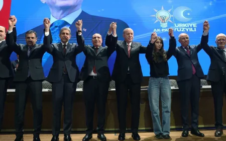 Dört belediye başkanı daha AK Parti'ye katıldı