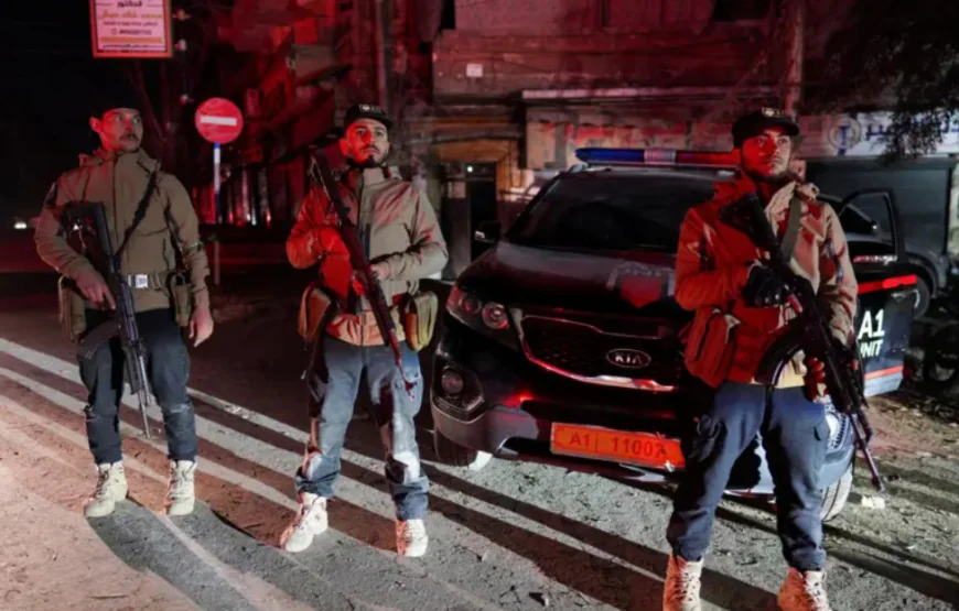 Halep'te 6 saatlik ateşkes: Silahlı gruplara tahliye süresi