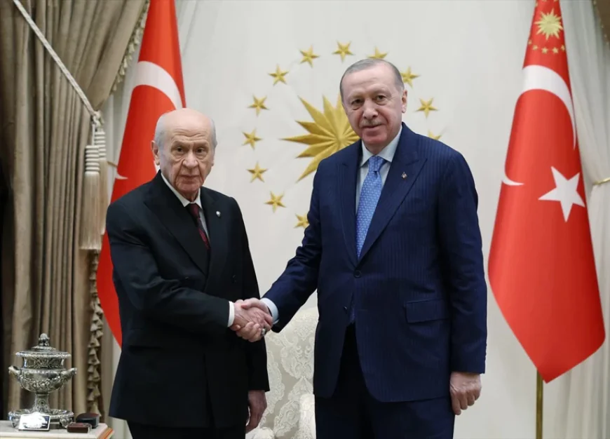Erdoğan ve Bahçeli zirvesi sona erdi: Beştepe'de kritik görüşme