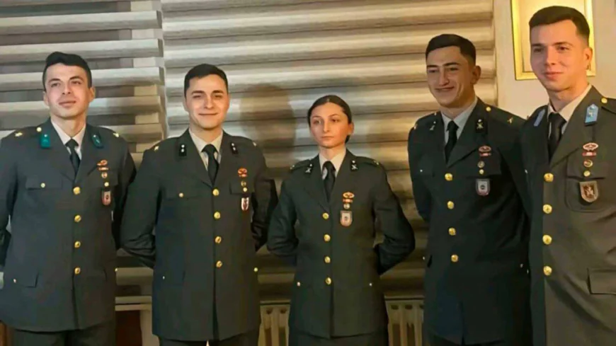 Teğmenlerin üniforma ısrarı: Psikolojik ve bilimsel analiz