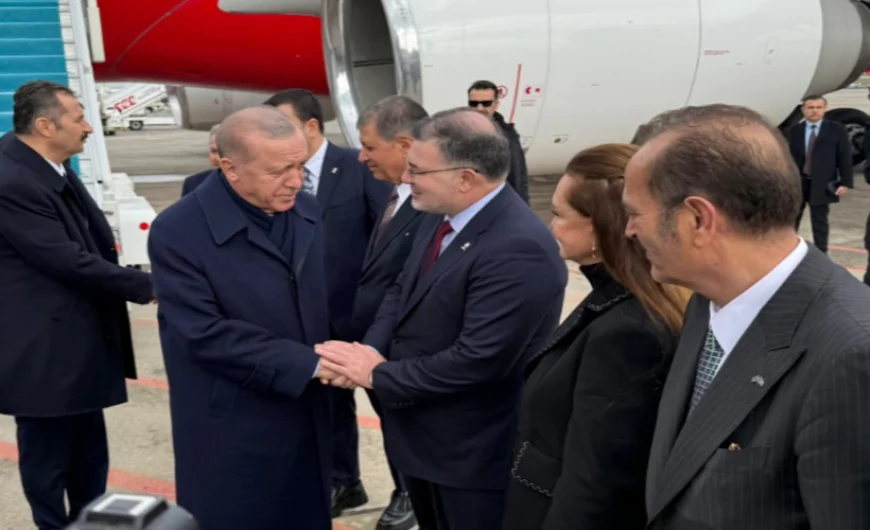 Cumhurbaşkanı Erdoğan İzmir'de: Cemil Tugay da karşıladı