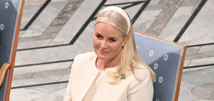 Epstein skandalı Norveç'i sarsıyor: Veliaht Prenses özür diledi