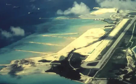 İran'dan Hint Okyanusu'ndaki İngiliz-ABD üssüne füze saldırısı