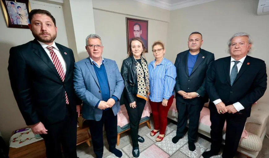Konak Belediye Başkanı Mutlu’dan şehit eşine bayram ziyareti