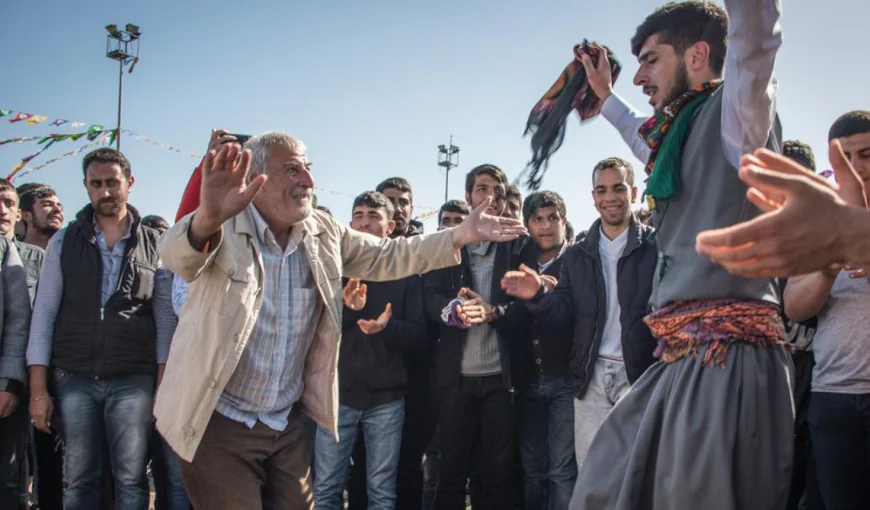 Diyarbakır Nevruz kutlamasında Öcalan'dan yeni sayfa mesajı