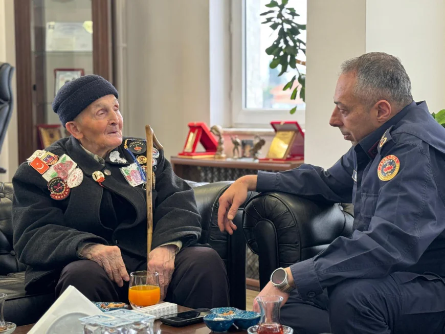 Bilecik İl Jandarma Komutanı Albay Vanlı'dan şehit babasına vefa