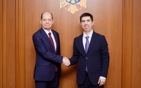 Moldova Dışişleri Bakanı, Türk Büyükelçi Sertel ile bir araya geldi