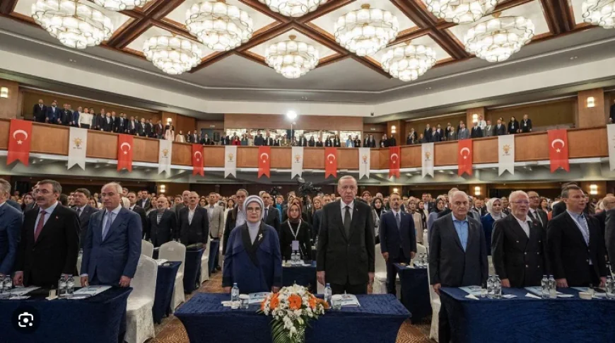 AK Parti'de büyük revizyon: Teşkilatlara seçim neşteri vuruluyor